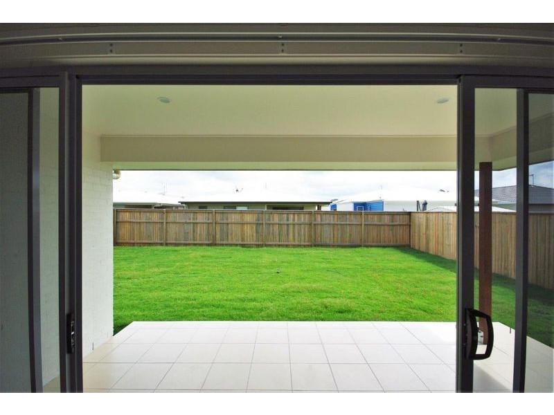 25 Brampton Way, Meridan Plains QLD 4551