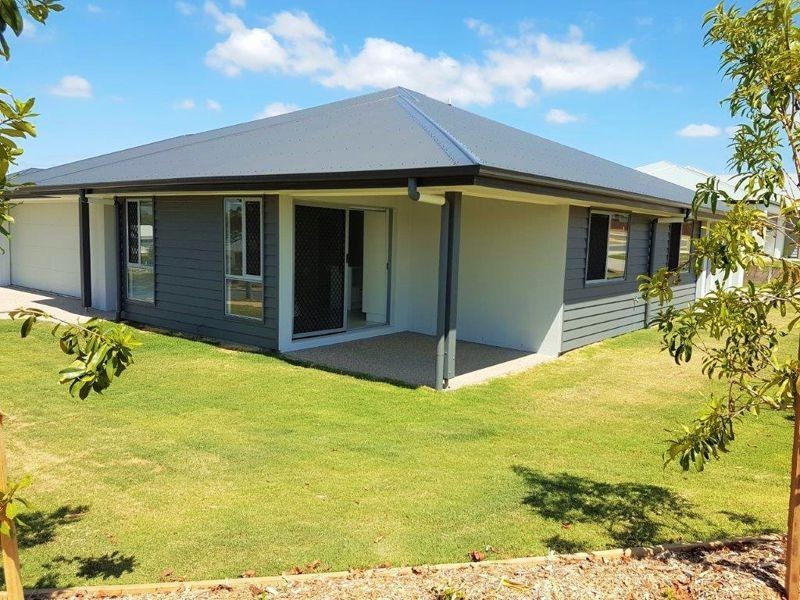 1/2 Kalbarri Cres, Peregian Springs QLD 4573