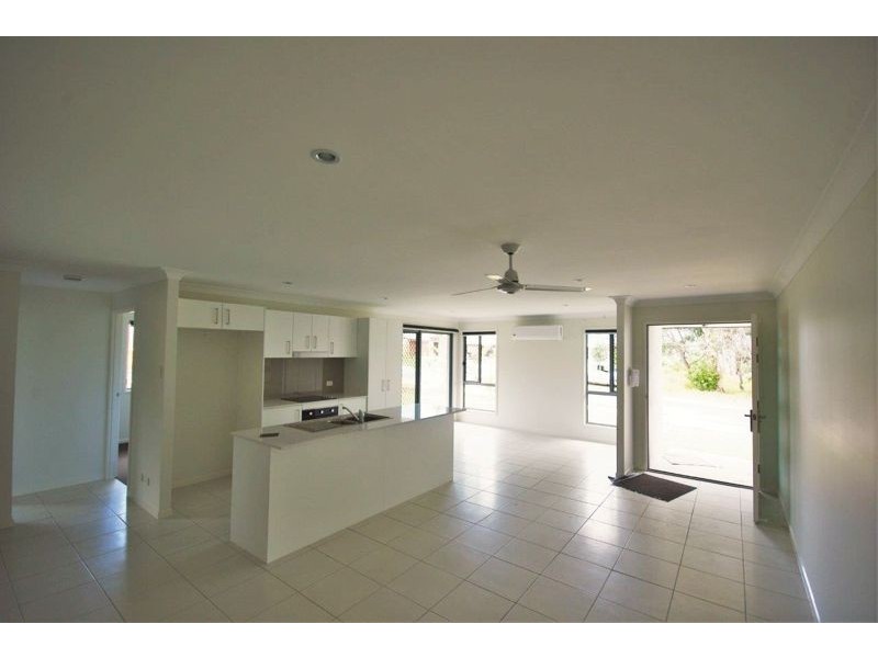 1/2 Kalbarri Cres, Peregian Springs QLD 4573