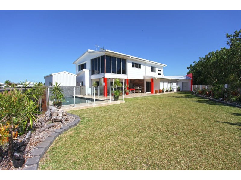 24 Reef Parade, East Mackay QLD 4740