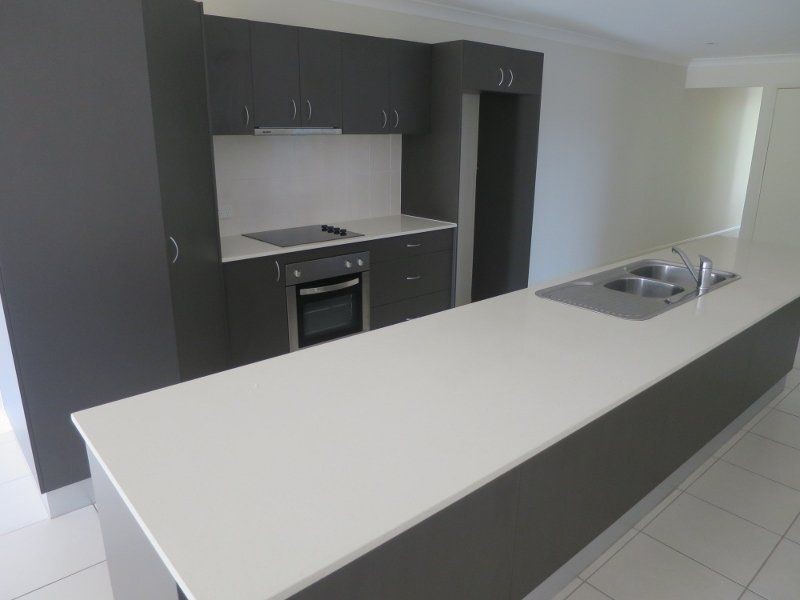 2/31 Narrabeen Street, Blacks Beach QLD 4740