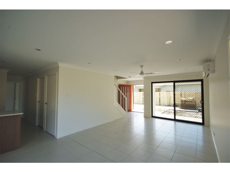 2/143 Ridgeview Drive, Peregian Springs QLD 4573