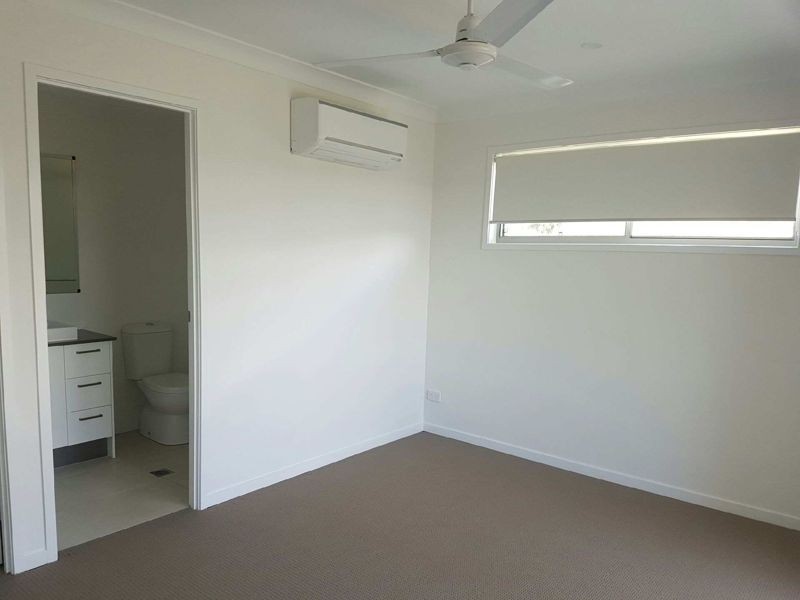 2/35 Armstrong Beach Road, Armstrong Beach QLD 4737