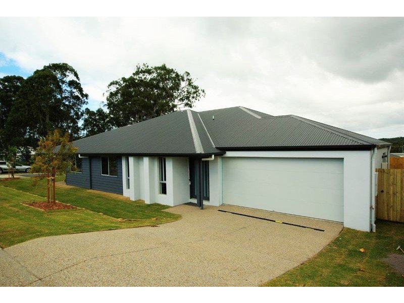 2/21 Laurina Way, Peregian Springs QLD 4573