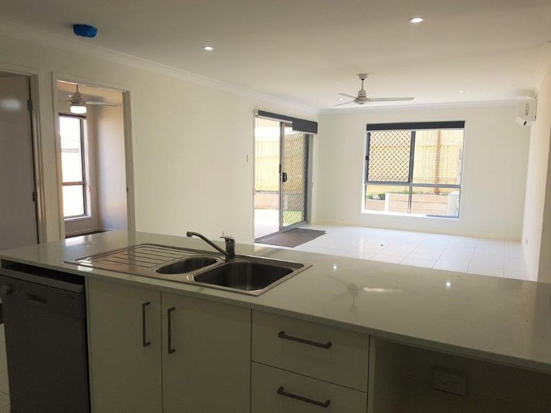 2/21 Laurina Way, Peregian Springs QLD 4573