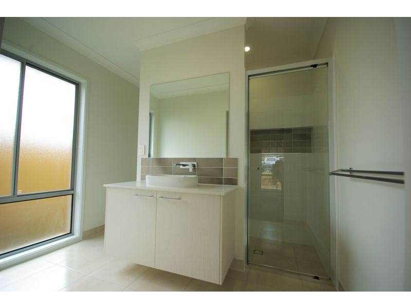 11 Woodswallow Crescent, Bli Bli QLD 4560