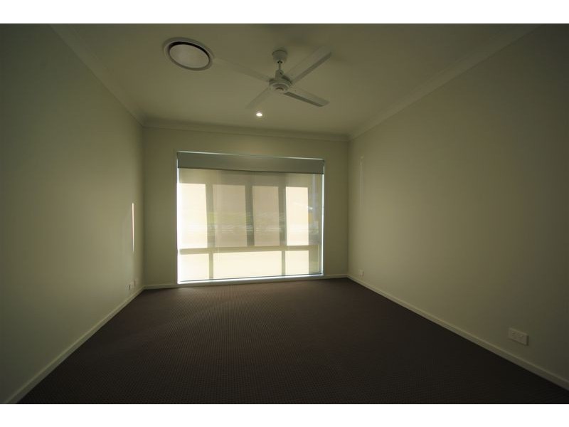 11 Woodswallow Crescent, Bli Bli QLD 4560