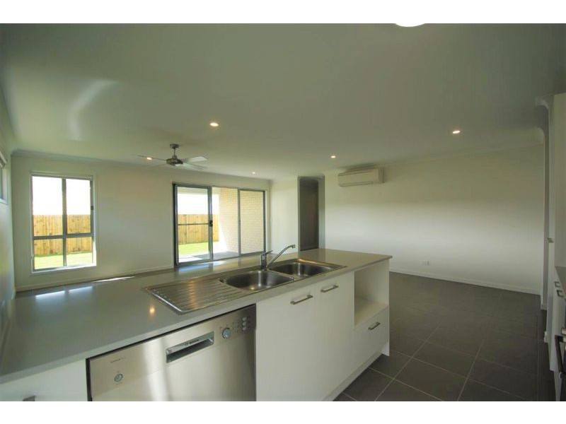 36 Grebe Crescent, Bli Bli QLD 4560