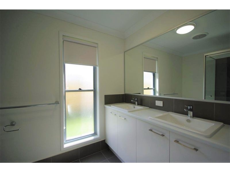 36 Grebe Crescent, Bli Bli QLD 4560