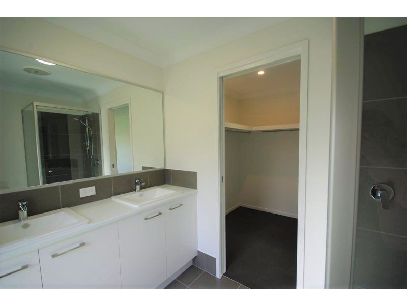 36 Grebe Crescent, Bli Bli QLD 4560