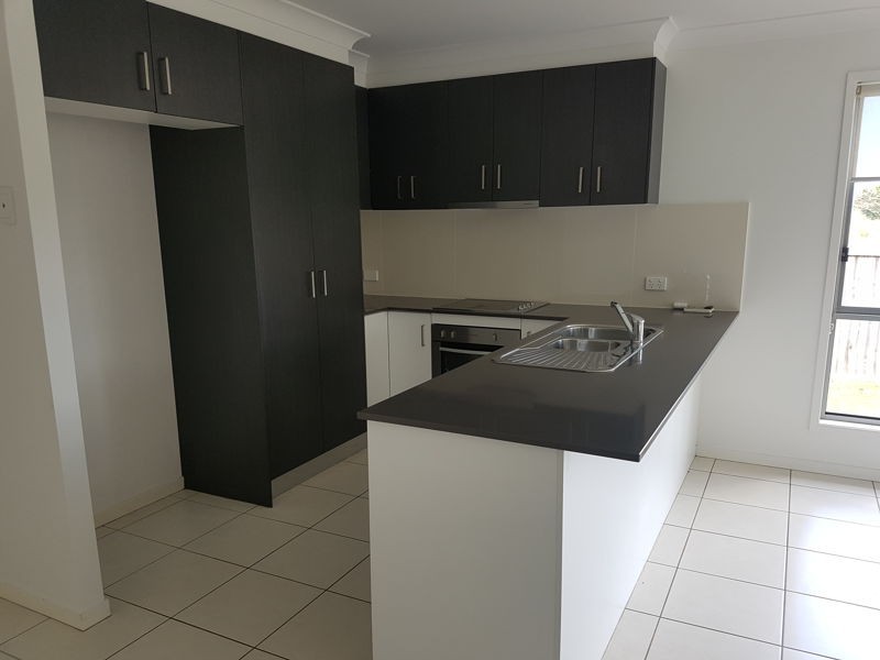 1/76 Cinnamon Drive, Glenella QLD 4740