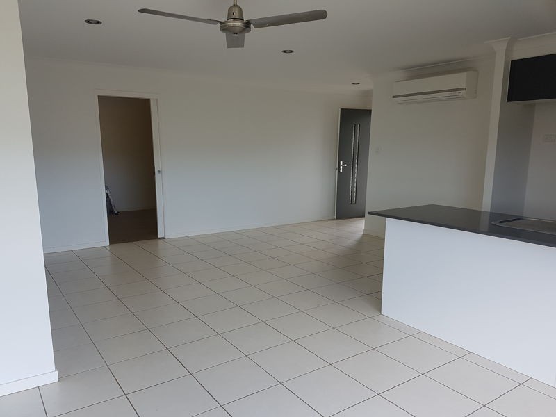 1/76 Cinnamon Drive, Glenella QLD 4740