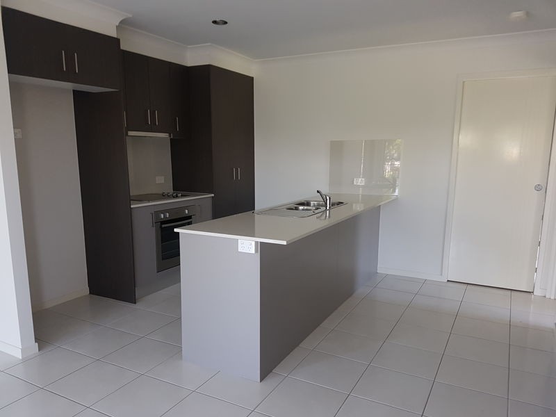 2/11 Sadlier Street, Walkerston QLD 4751