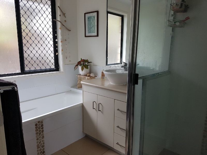 21 Mulcahy Crescent, Eimeo QLD 4740