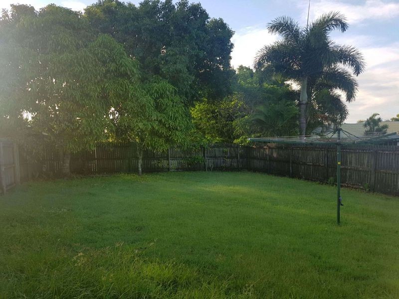 31 Pioneer Street, Glenella QLD 4740