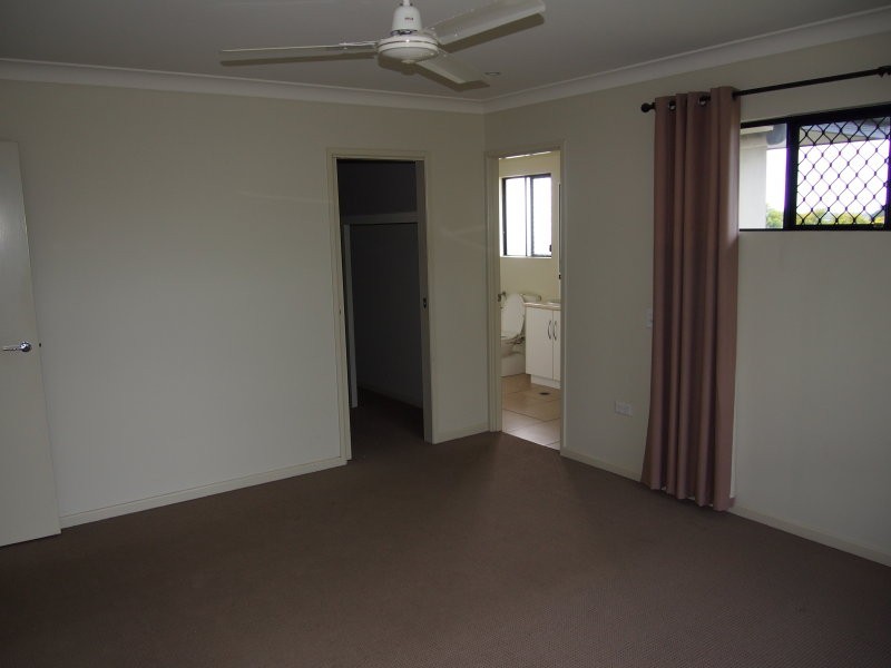 23 Manning Street, Rural View QLD 4740