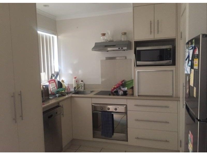 3/48 Pacific Esplanade, Slade Point QLD 4740