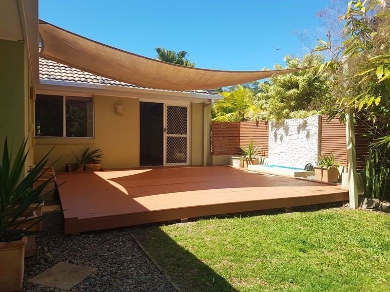 60 Lake Entrance Boulevard, Noosaville QLD 4566