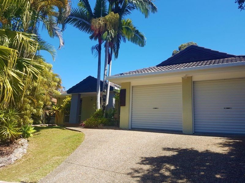 60 Lake Entrance Boulevard, Noosaville QLD 4566