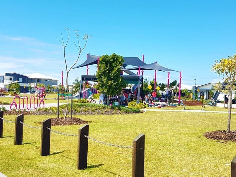 32 Steiner Crescent, Caloundra West QLD 4551