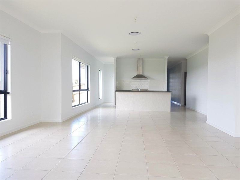 32 Steiner Crescent, Caloundra West QLD 4551