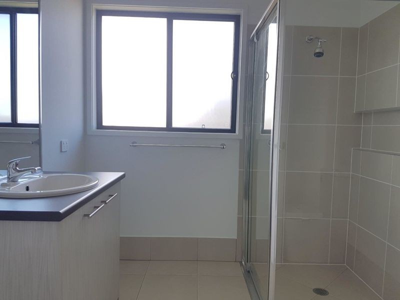 32 Steiner Crescent, Caloundra West QLD 4551