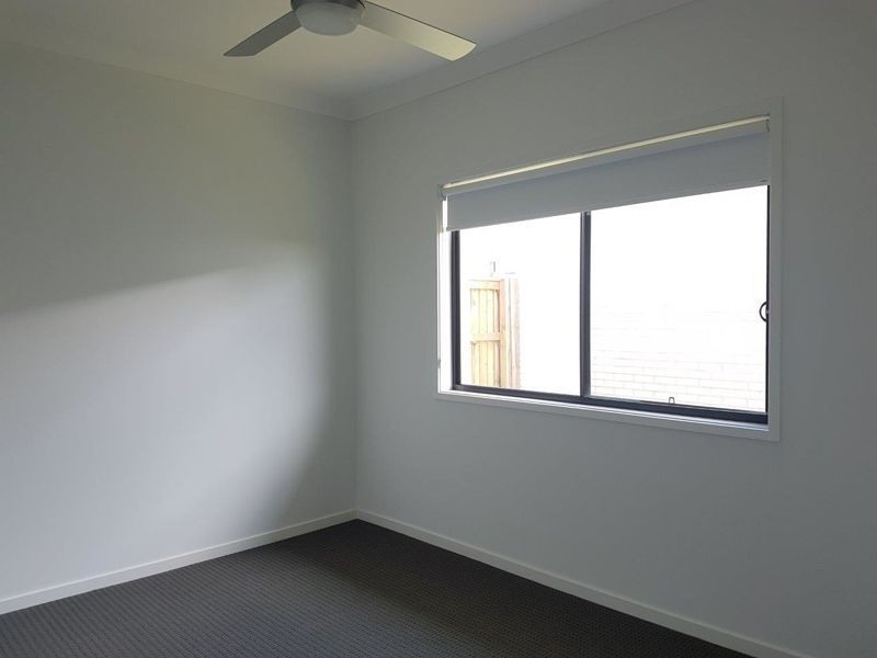 32 Steiner Crescent, Caloundra West QLD 4551