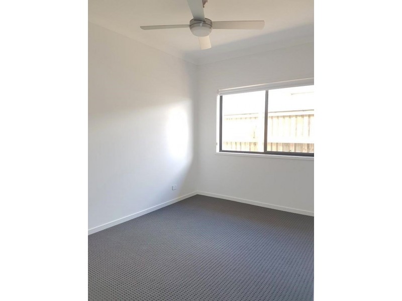 32 Steiner Crescent, Caloundra West QLD 4551