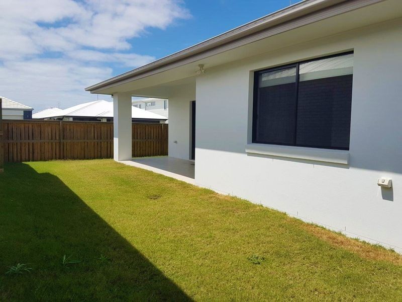 32 Steiner Crescent, Caloundra West QLD 4551