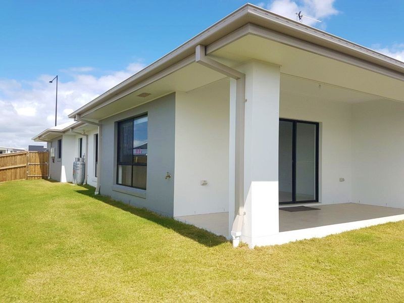32 Steiner Crescent, Caloundra West QLD 4551
