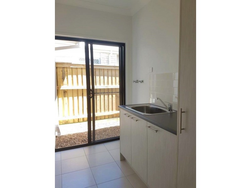 32 Steiner Crescent, Caloundra West QLD 4551