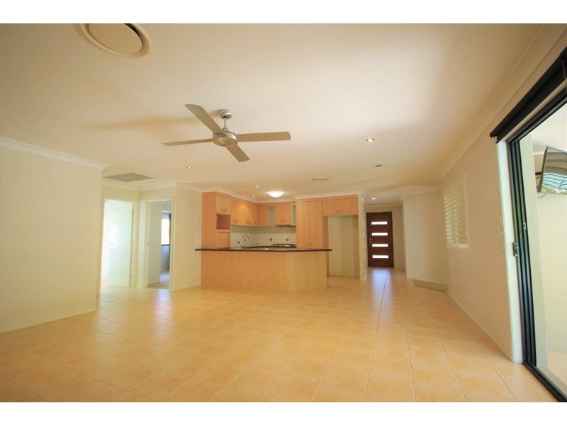 28 Tedford Drive, Tewantin QLD 4565