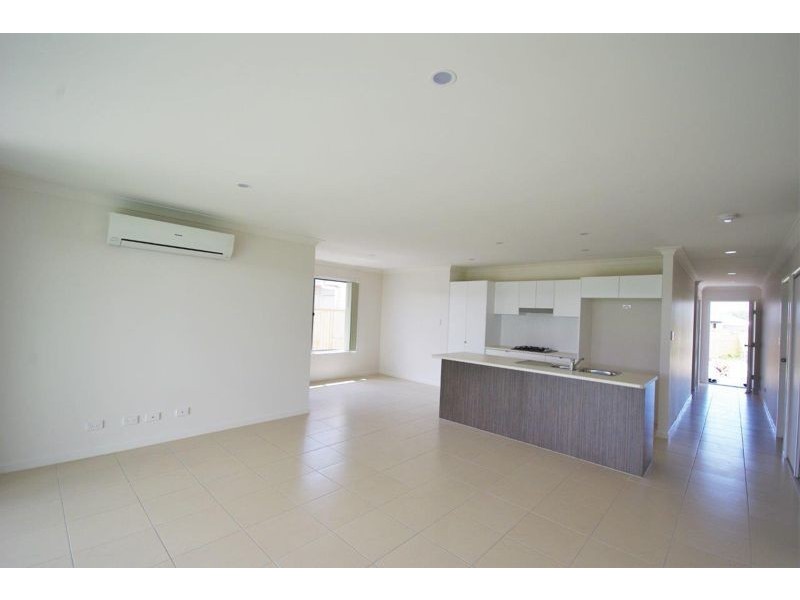 25 Brampton Way, Meridan Plains QLD 4551