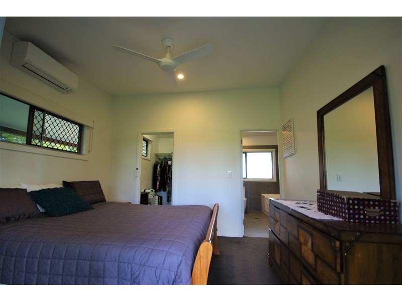 12 Jirrima Crescent, Cooroibah QLD 4565