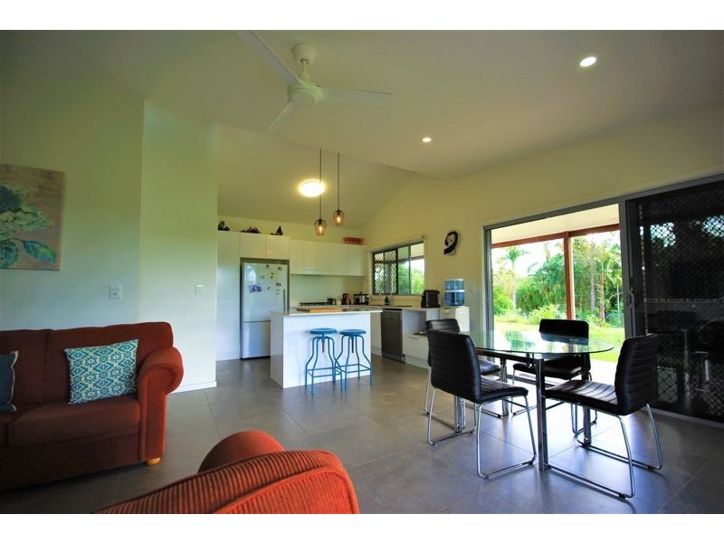12 Jirrima Crescent, Cooroibah QLD 4565