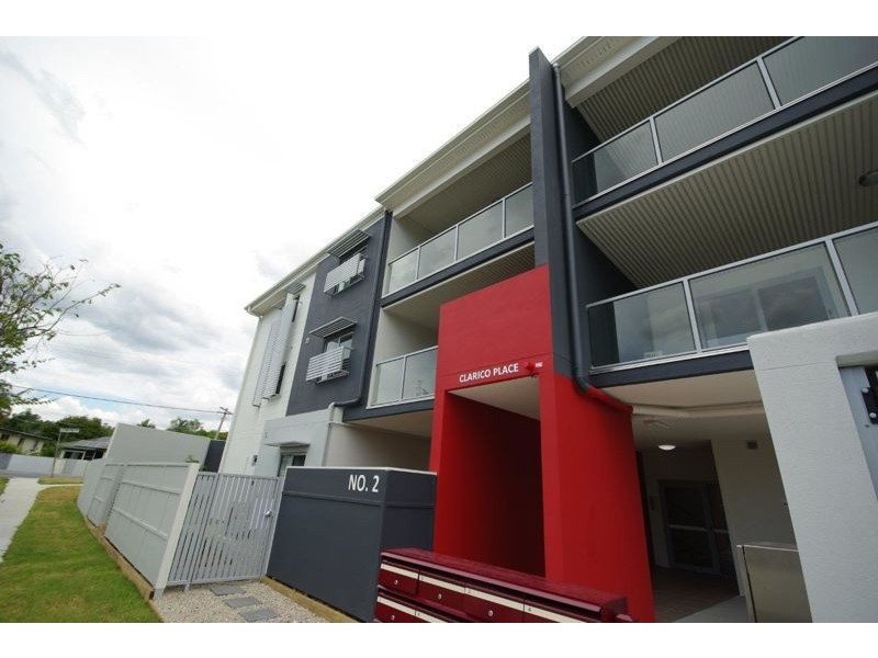 Unit 1/2 University Road, Mitchelton QLD 4053