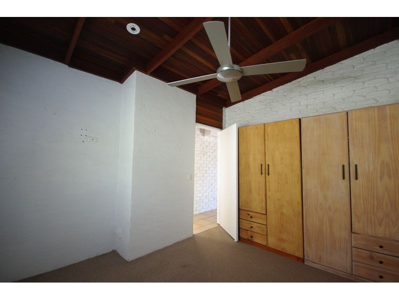 Unit 2/21 Margit Crescent, Sunrise Beach QLD 4567