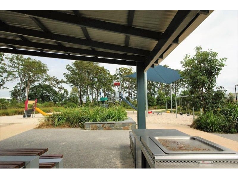 19 Hayman Lane, Meridan Plains QLD 4551