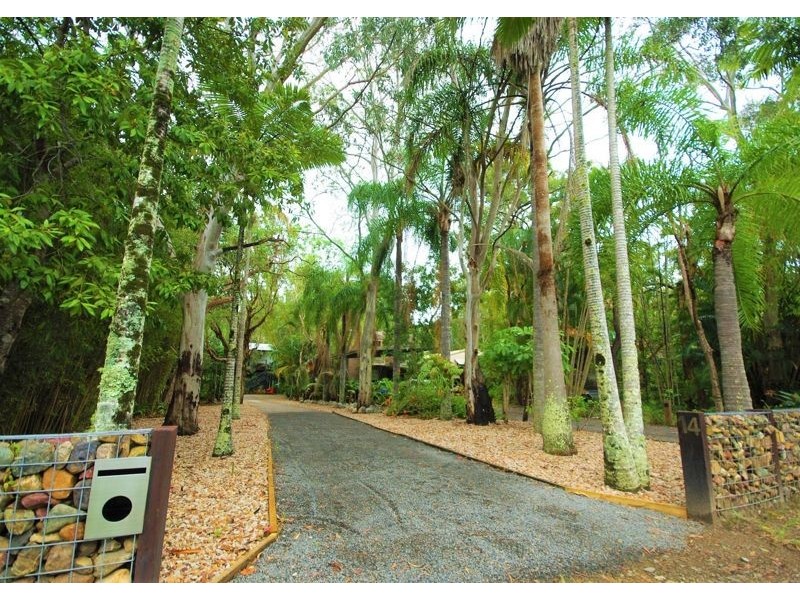 14 Sail Street, Noosaville QLD 4566