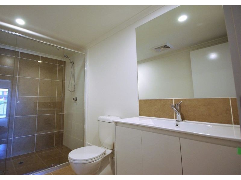 Unit 9/2 University Road, Mitchelton QLD 4053