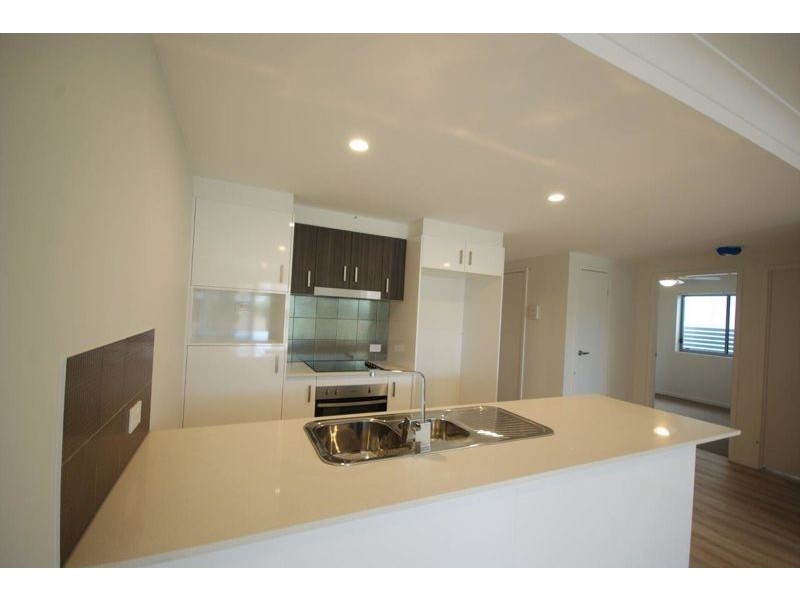 Unit 9/2 University Road, Mitchelton QLD 4053