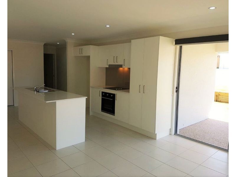 1/2 Kalbarri Crescent, Peregian Springs QLD 4573