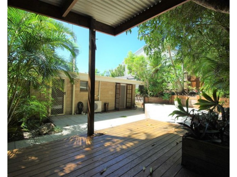 Unit 2/21 Margit Crescent, Sunrise Beach QLD 4567