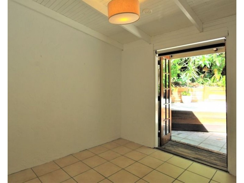 Unit 2/21 Margit Crescent, Sunrise Beach QLD 4567