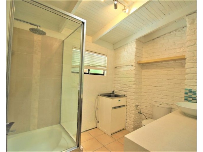 Unit 2/21 Margit Crescent, Sunrise Beach QLD 4567