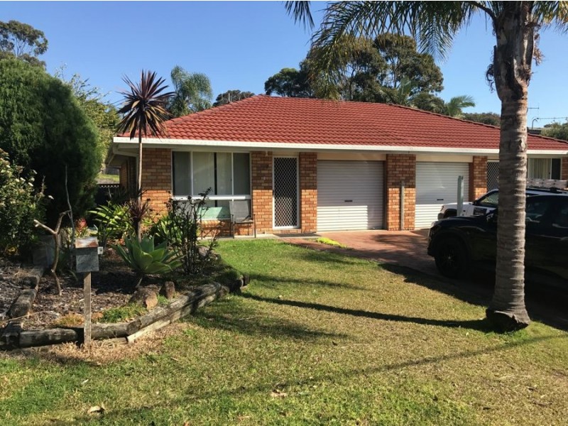 2/9 Escapade Avenue, Diamond Beach NSW 2430