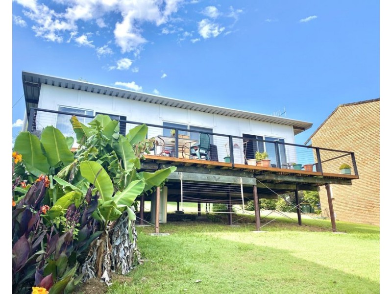 39 High Street, Black Head NSW 2430