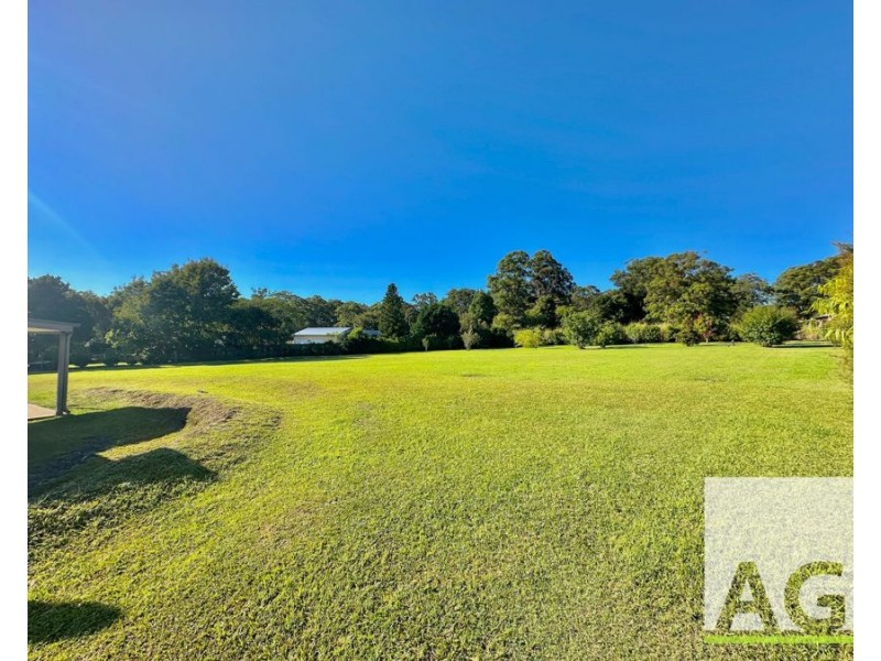 4 Cullen Grove, Hallidays Point NSW 2430