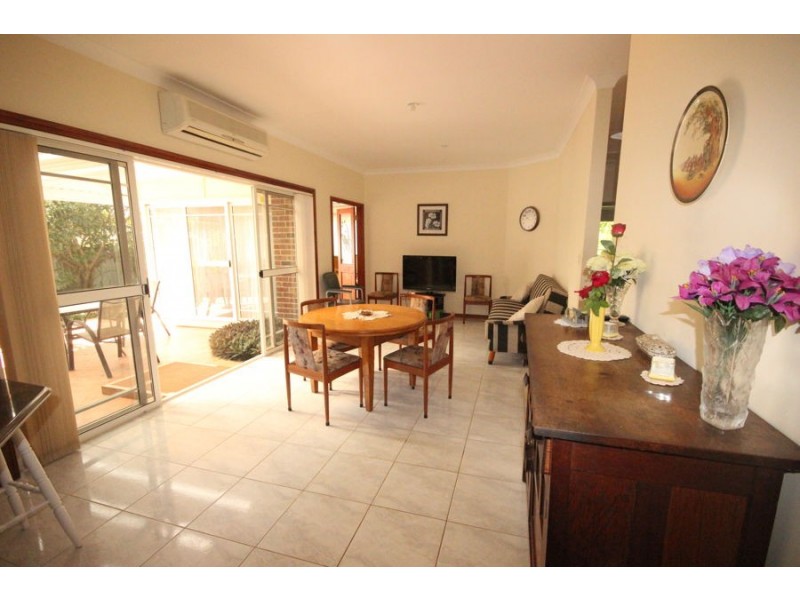 12 Meers Drive, Hallidays Point NSW 2430