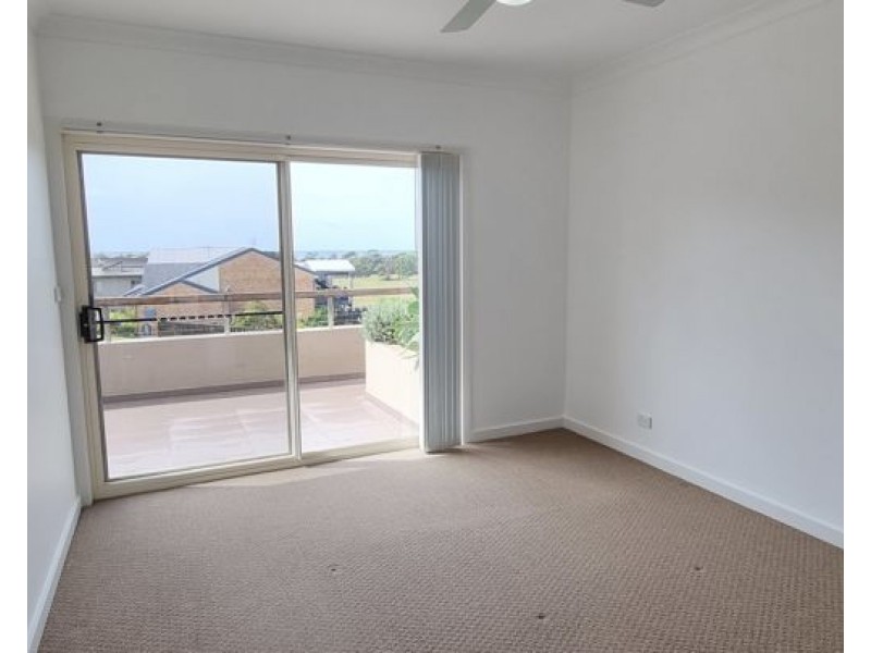32A Seaview Street, Diamond Beach NSW 2430